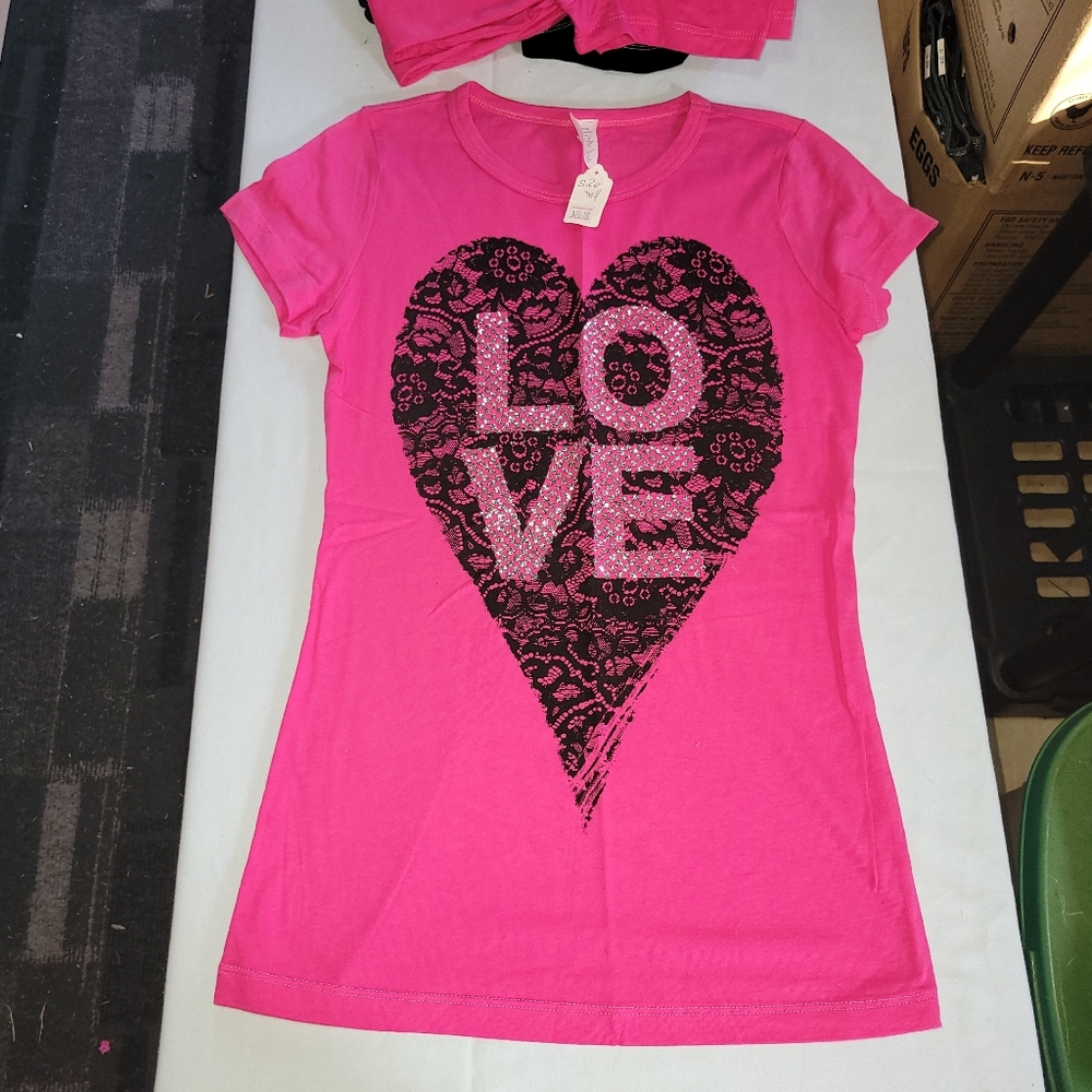 Pink Love Heart Kids Short Sleeve Tee